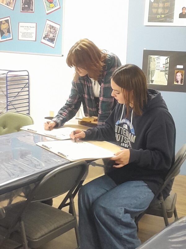 <h1>Summer High School Art Night</h1><h2>Wednesdays</h2><h3>(Grades 9th - 12th)</h3>